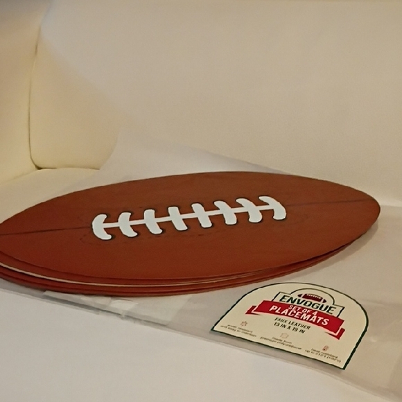 ENVOGUE Set Of 4 Placemats Faux Leather 13 x 19 Inches New with Original Package - Picture 5 of 15